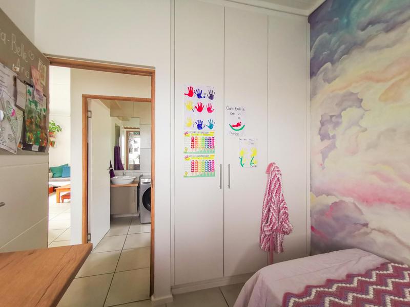 3 Bedroom Property for Sale in Mooikloof Country Estate Western Cape